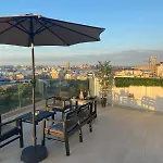 Sailsbury Apartamento *