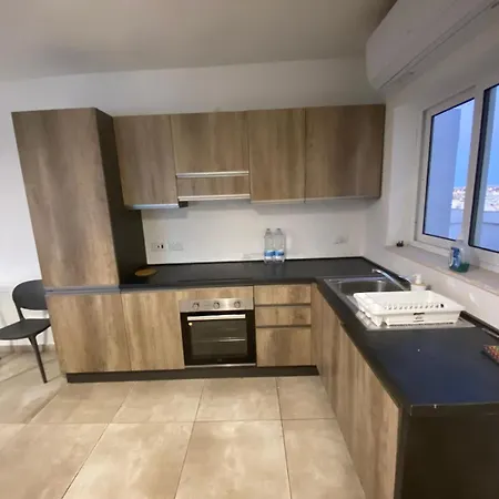 Apartment Sailsbury Msierah